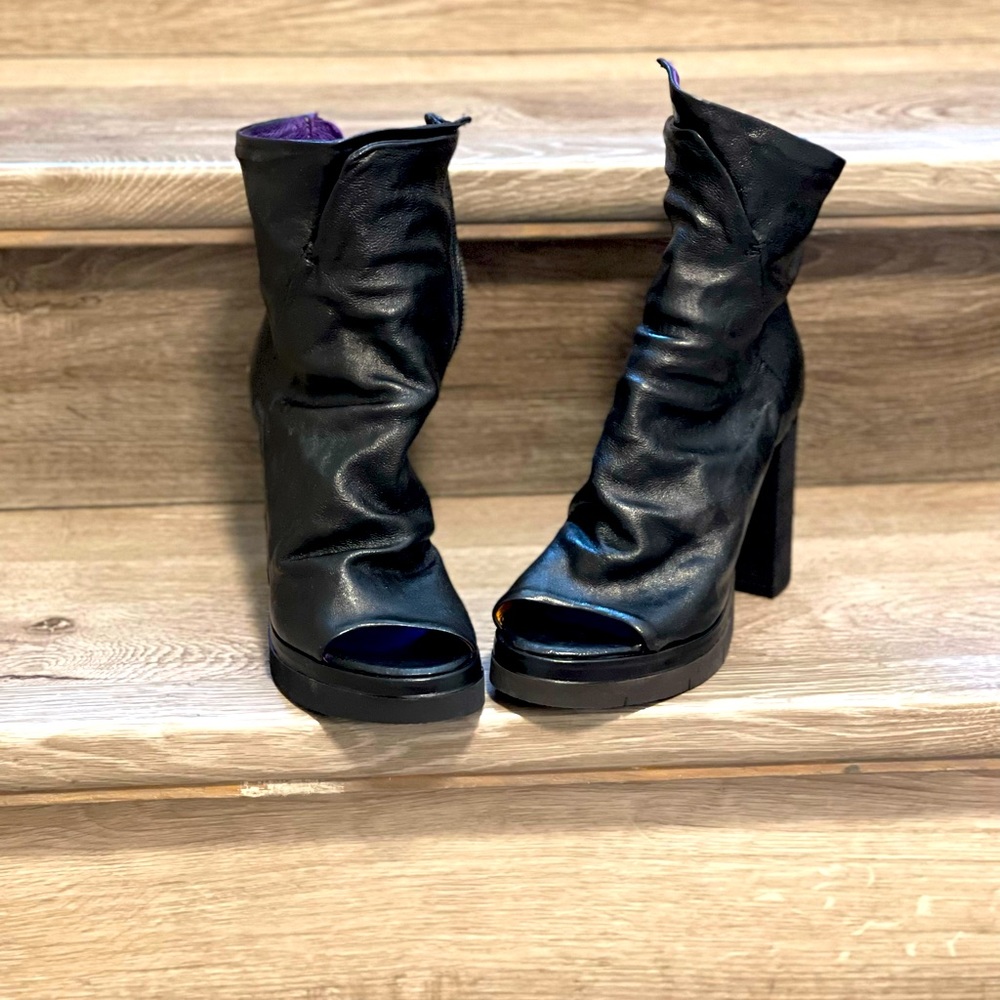 A.S.98 Ulises Nero sz 38
